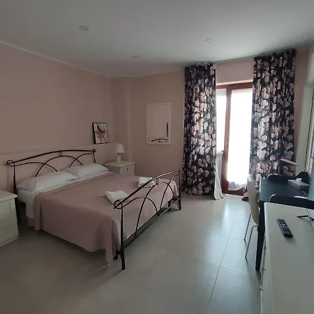 Couette-café Gart Riviera 3*
